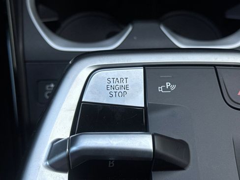 Used 2026 BMW X1 M35i w/ Technology Package image 29