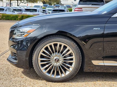 Used 2019 Kia K900 Luxury AWD/4WD image 9