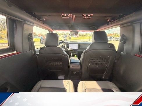 Used 2024 Ford Bronco Black Diamond w/ Sasquatch Package AWD/4WD image 9