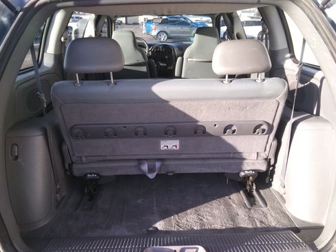 Used 2005 Dodge Caravan SE w/ Popular Equipment Group image 8