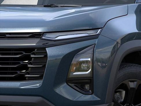 New 2026 Chevrolet Equinox LT w/ Midnight Edition FWD image 10