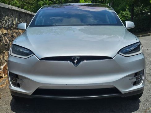 Used 2018 Tesla Model X 100D AWD/4WD image 5