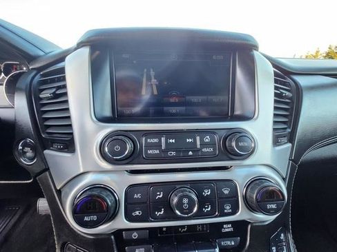 Used 2016 GMC Yukon SLT image 17