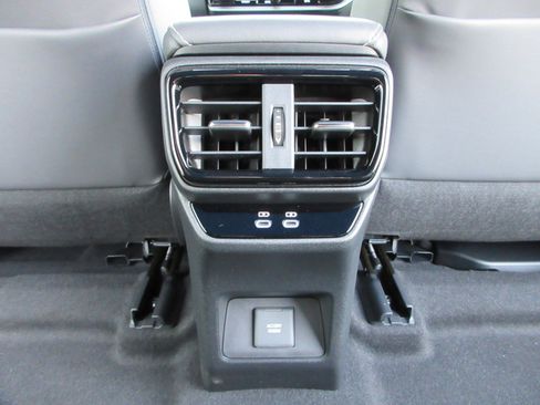 New 2026 Lexus RZ 450e AWD w/ Cold Area Package image 21