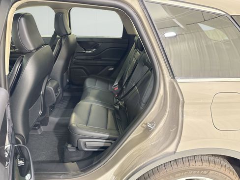 New 2026 Lincoln Corsair Premiere AWD/4WD image 25