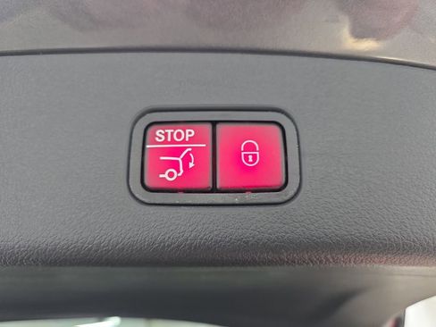 Used 2023 Mercedes-Benz GLC 300 GLC 300 image 30