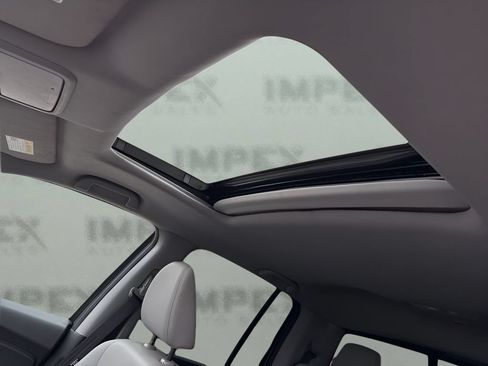 Used 2023 Honda Ridgeline RTL-E image 13