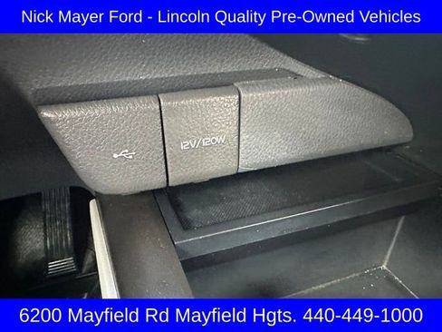 Used 2023 Toyota Camry SE image 14