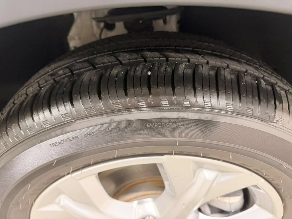 Certified 2025 Honda HR-V LX image 15