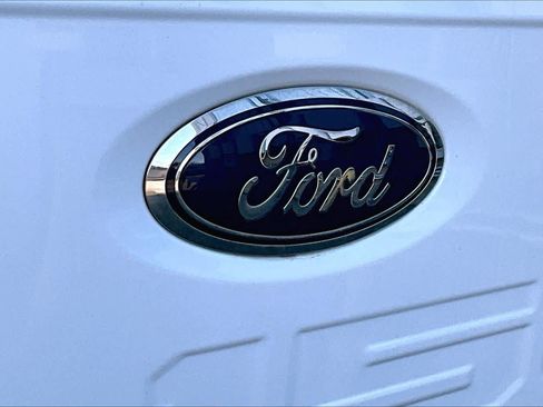 Certified 2022 Ford F150 Lariat w/ Equipment Group 502A High image 31