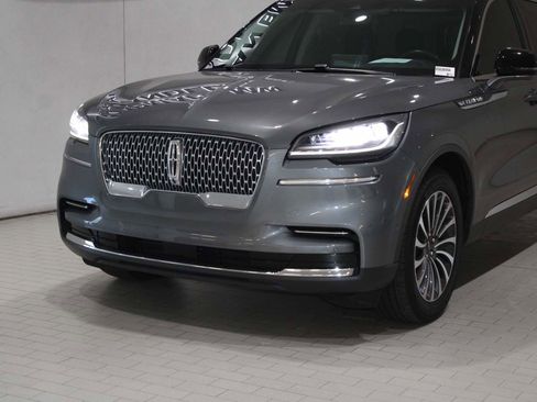 Used 2024 Lincoln Aviator Reserve w/ Equipment Group 201A image 2