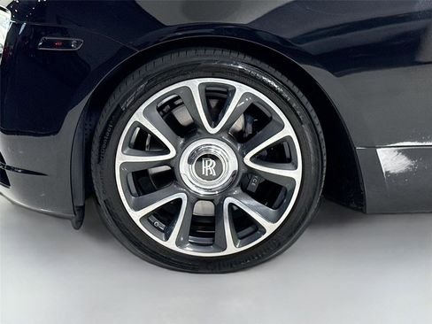 Used 2019 Rolls-Royce Wraith image 38