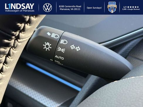 Used 2024 Toyota Prius XLE image 22