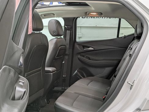 Used 2022 Buick Encore GX Select w/ Experience Buick Package image 24