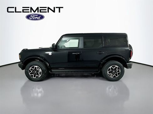 New 2026 Ford Bronco Outer Banks image 4