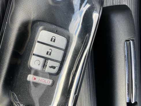 Certified 2022 Honda Pilot Special Edition image 38