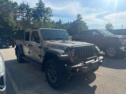 Used 2022 Jeep Gladiator Rubicon w/ LED Lighting Group AWD/4WD image 3