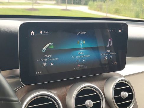 Used 2020 Mercedes-Benz GLC 300 4MATIC image 25
