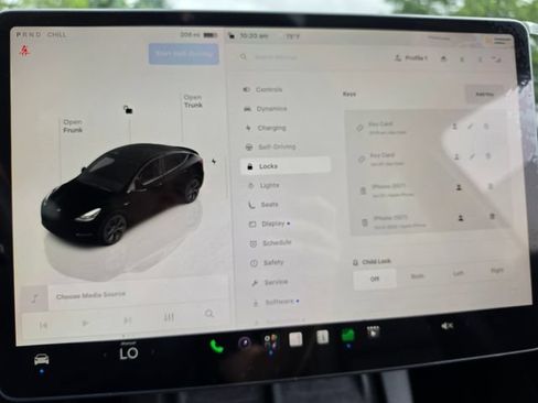 Used 2025 Tesla Model Y Long Range AWD/4WD image 49
