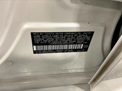Used 2018 Lexus IS 300 AWD w/ Comfort Package image 19