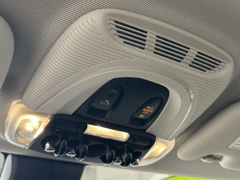 Certified 2024 MINI Cooper SE image 19