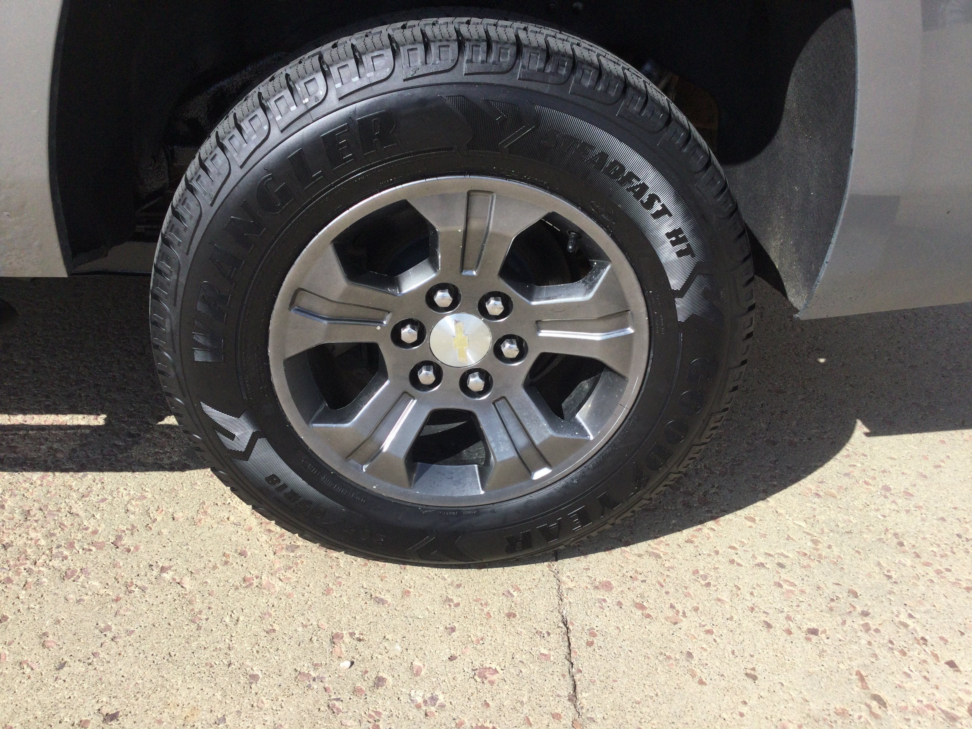 Used 2017 Chevrolet Suburban LT AWD/4WD image 6