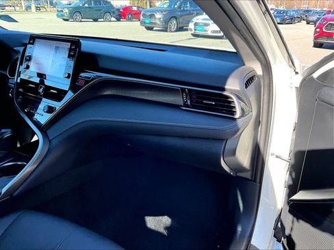 Used 2024 Toyota Camry XSE image 13