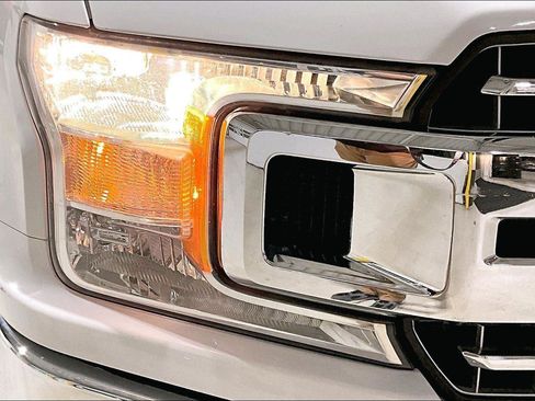 Used 2018 Ford F150 XLT w/ Equipment Group 302A Luxury image 29