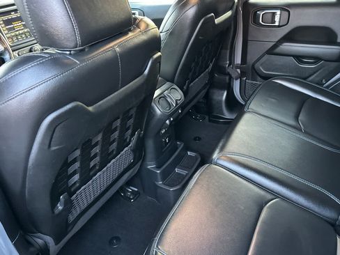 Used 2021 Jeep Wrangler Unlimited Rubicon 4xe w/ Steel Bumper Group image 4