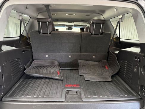 Used 2018 GMC Yukon XL Denali w/ Enhanced Security Package AWD/4WD image 38