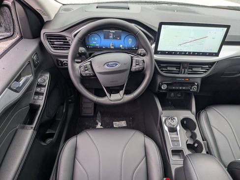 New 2026 Ford Escape Platinum w/ Premium Technology Package image 30