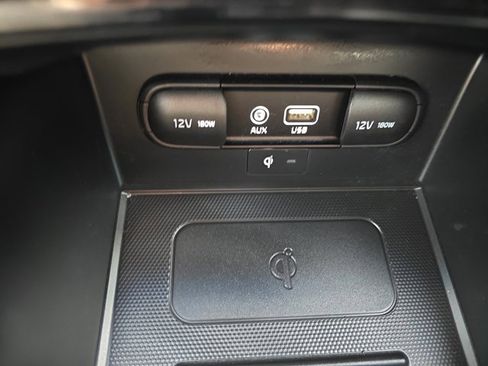 Used 2019 Kia Sorento SX image 37