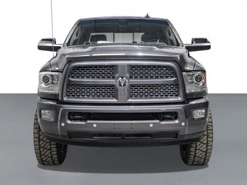 Used 2018 RAM 2500 Laramie w/ Convenience Group image 3
