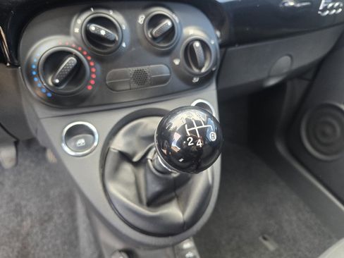 Used 2015 FIAT 500 Pop image 17