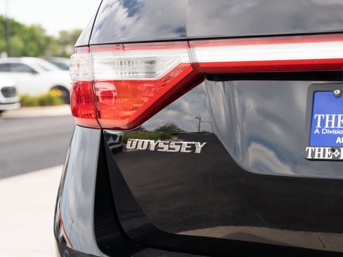 Used 2013 Honda Odyssey Touring image 26