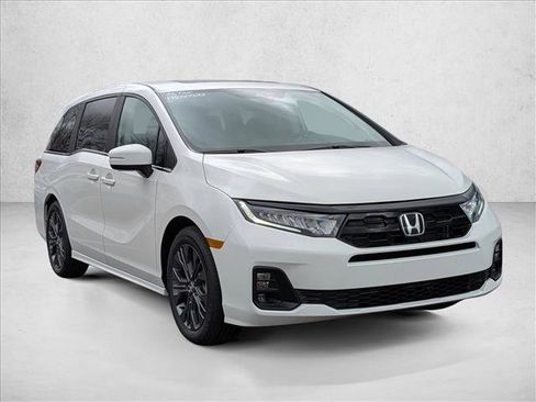 New 2026 Honda Odyssey Touring image 7