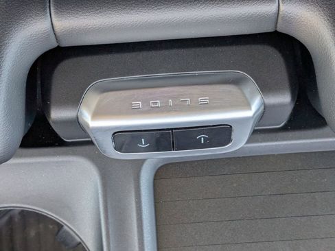 Used 2025 Ford Expedition Max Platinum image 34