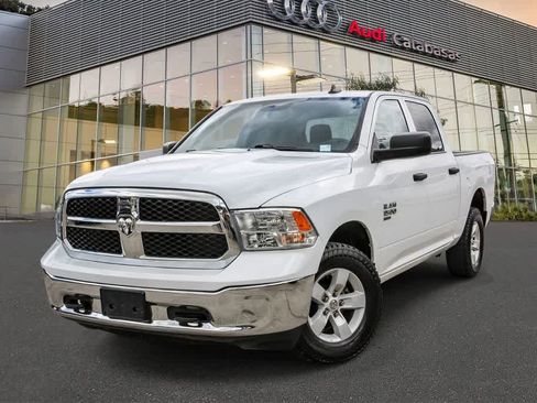 Used 2022 RAM 1500 Classic SLT w/ Electronics Group AWD/4WD image 1
