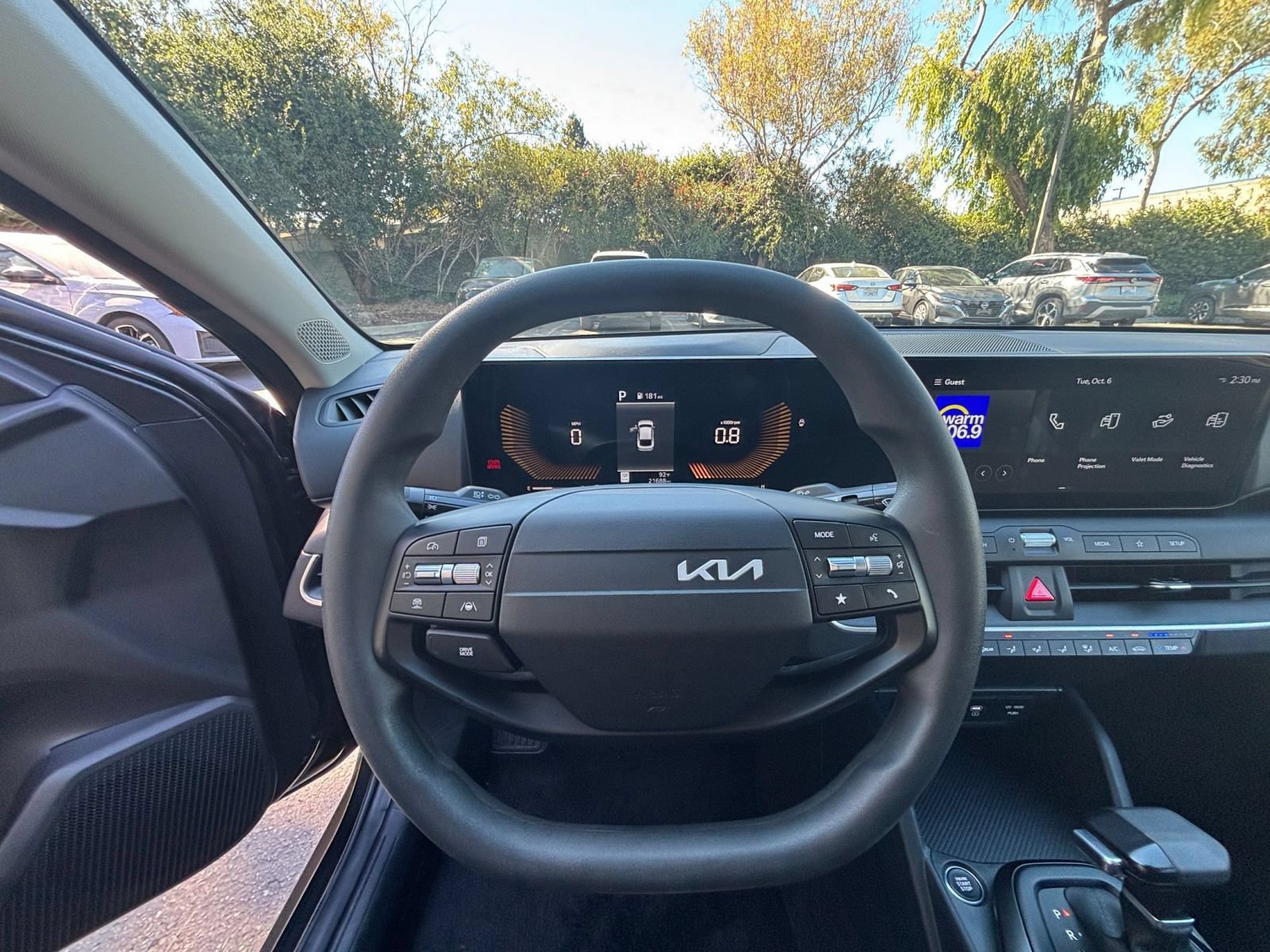 Used 2026 Kia K4 FWD image 32