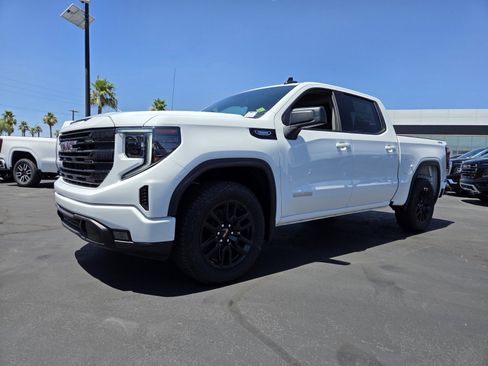 New 2025 GMC Sierra 1500 Elevation image 2