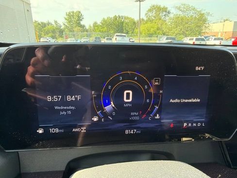 Used 2025 Chevrolet Traverse Z71 w/ Driver Confidence Package AWD/4WD image 10
