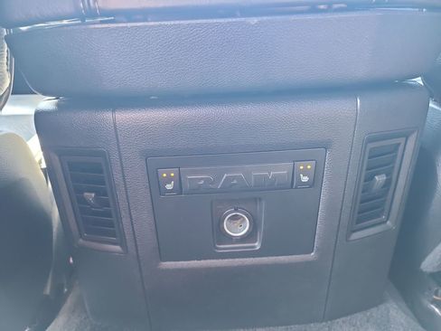 Used 2017 RAM 1500 Limited AWD/4WD image 40