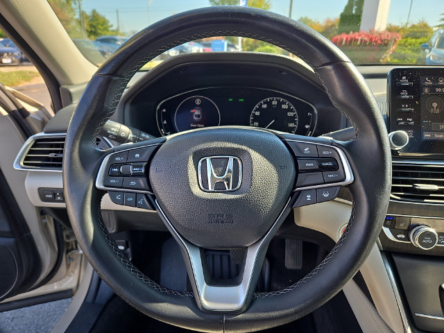 Used 2018 Honda Accord Touring image 19