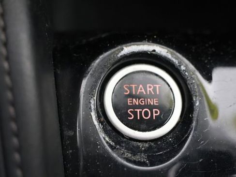 Used 2019 Nissan Kicks SV FWD image 15