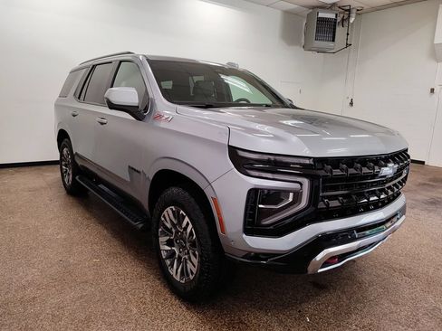 Used 2025 Chevrolet Tahoe Z71 AWD/4WD image 8