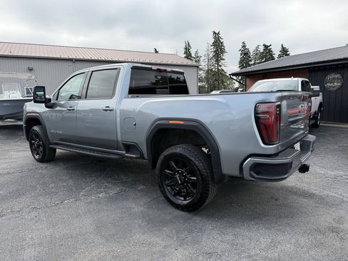 Used 2024 GMC Sierra 2500 AT4 w/ AT4 Premium Plus Package AWD/4WD image 3