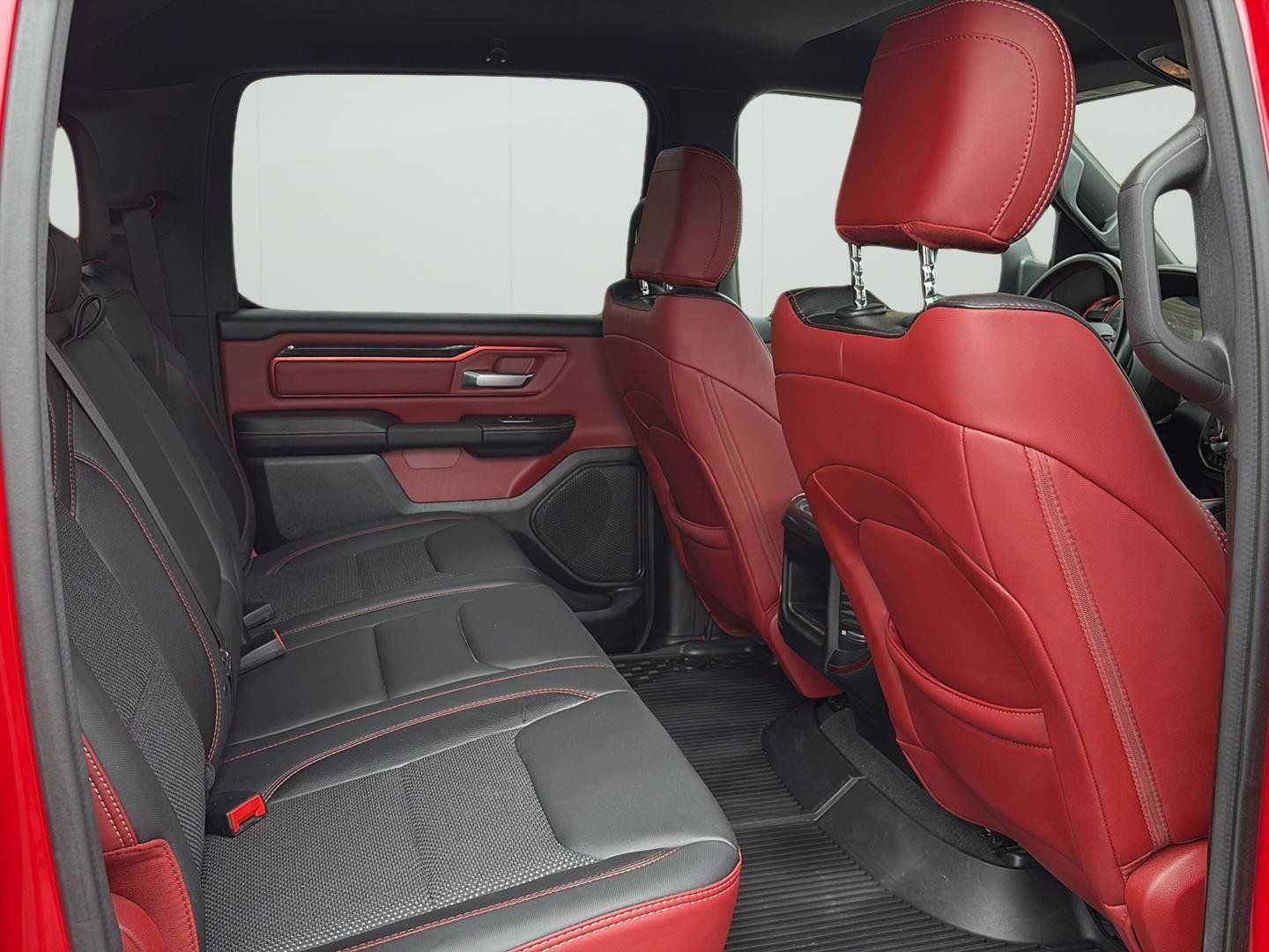 Used 2022 RAM 1500 Rebel AWD/4WD image 28