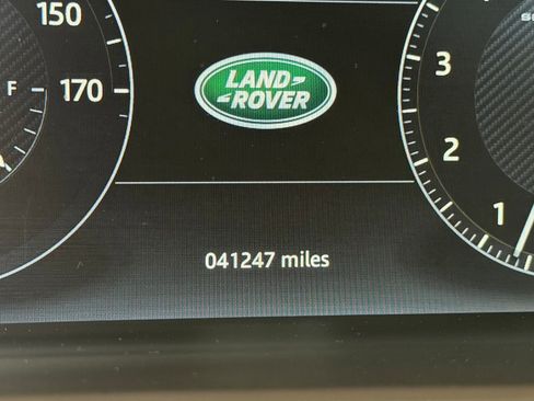 Used 2017 Land Rover Range Rover Sport Autobiography AWD/4WD image 3
