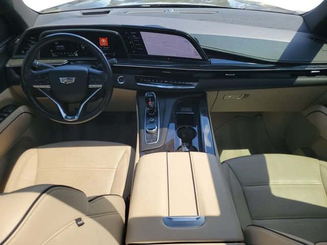 Used 2021 Cadillac Escalade Premium Luxury AWD/4WD image 28