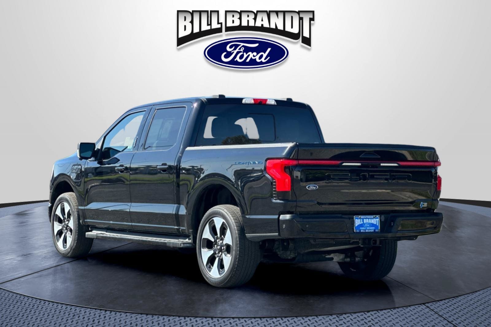Used 2023 Ford F150 Lightning Platinum AWD/4WD image 5